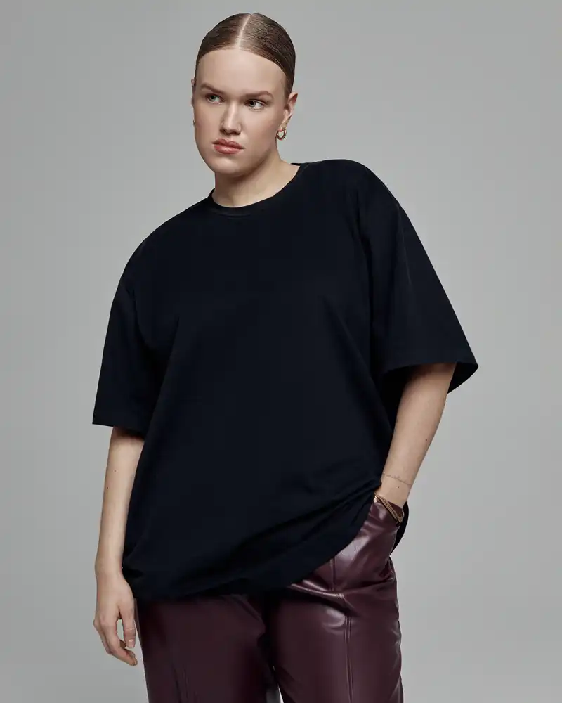 Футболка с бархатистой фактурой NAVSEGDA