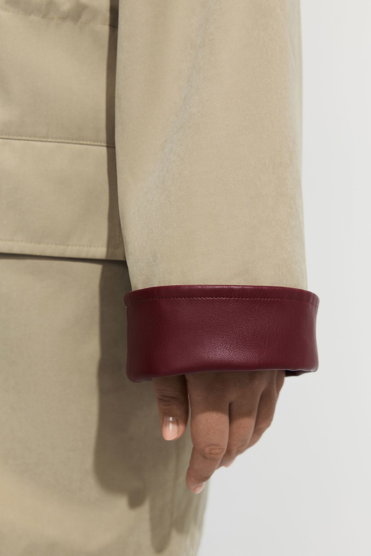 Куртка-ветровка