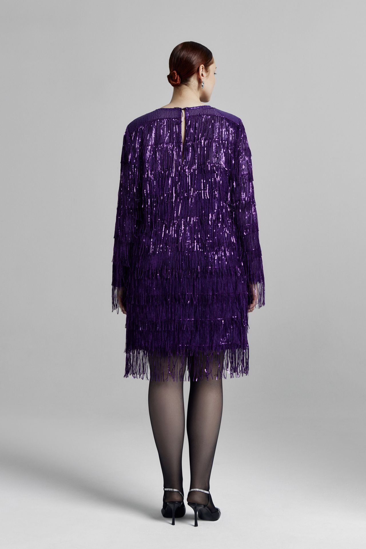 Платье с пайетками