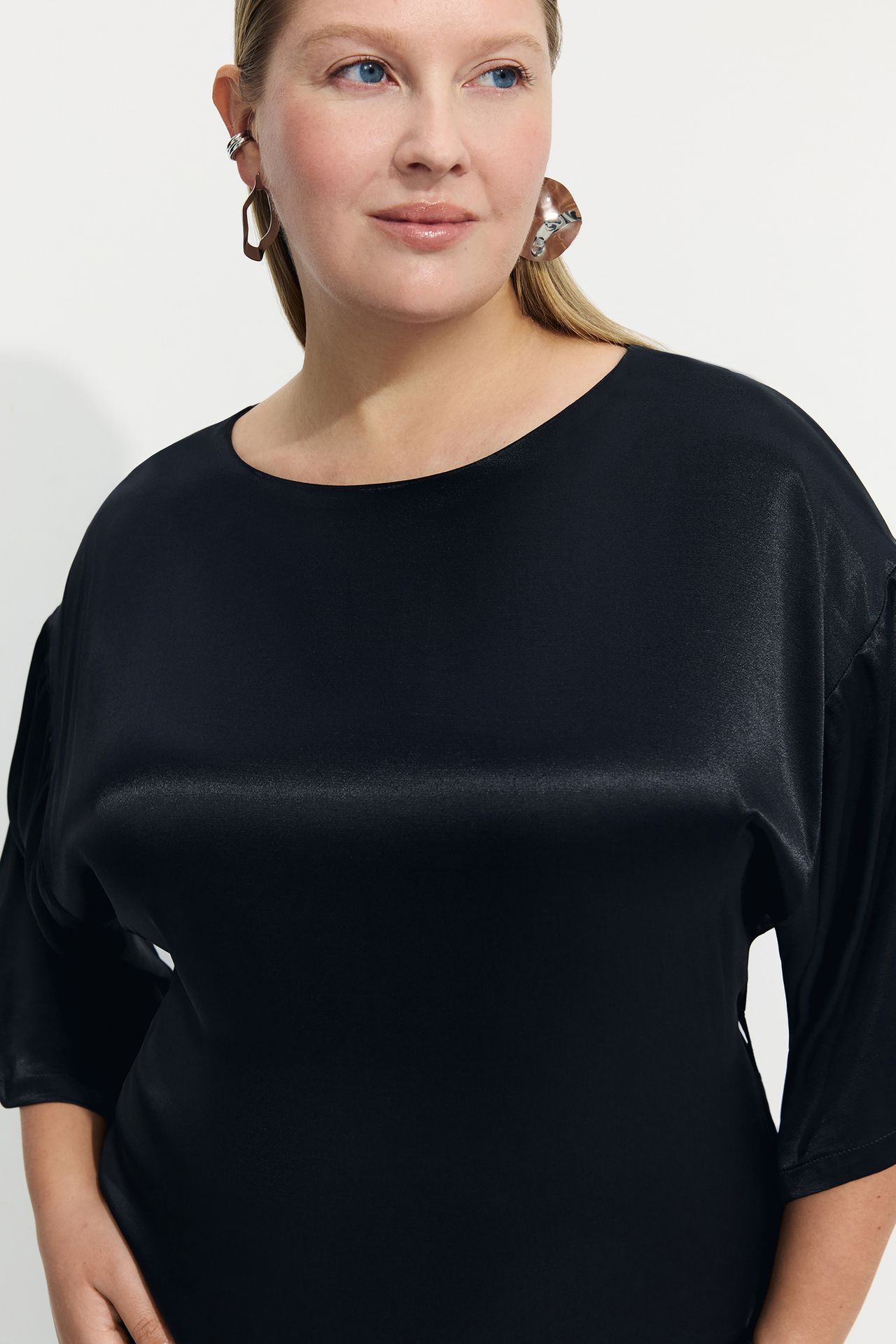 Платье струящееся