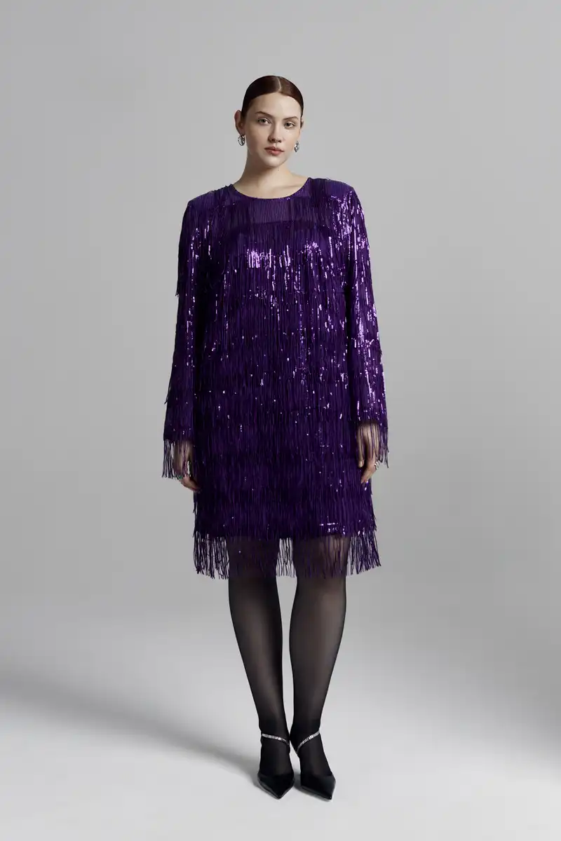 Платье с пайетками