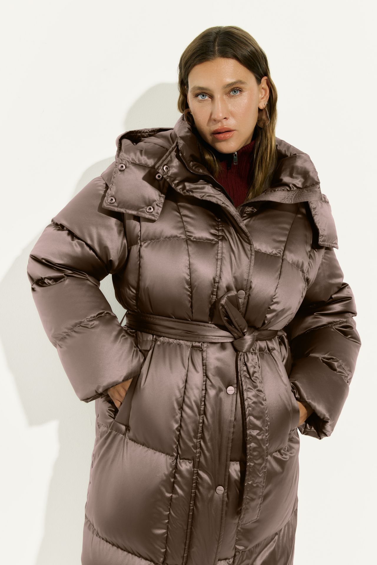 Пуховик длинный с премиальным наполнителем RENE