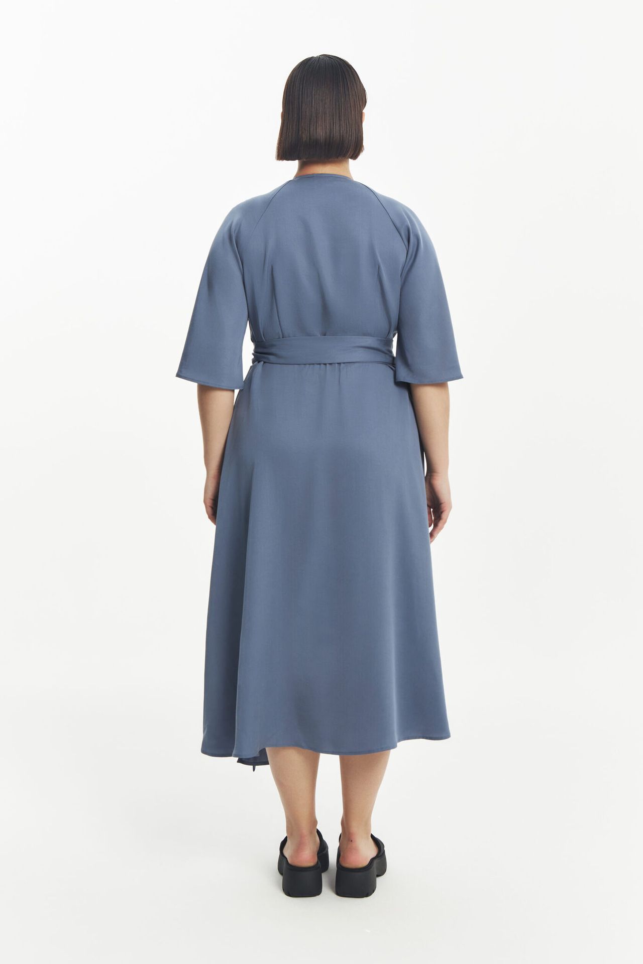 Платье на запах