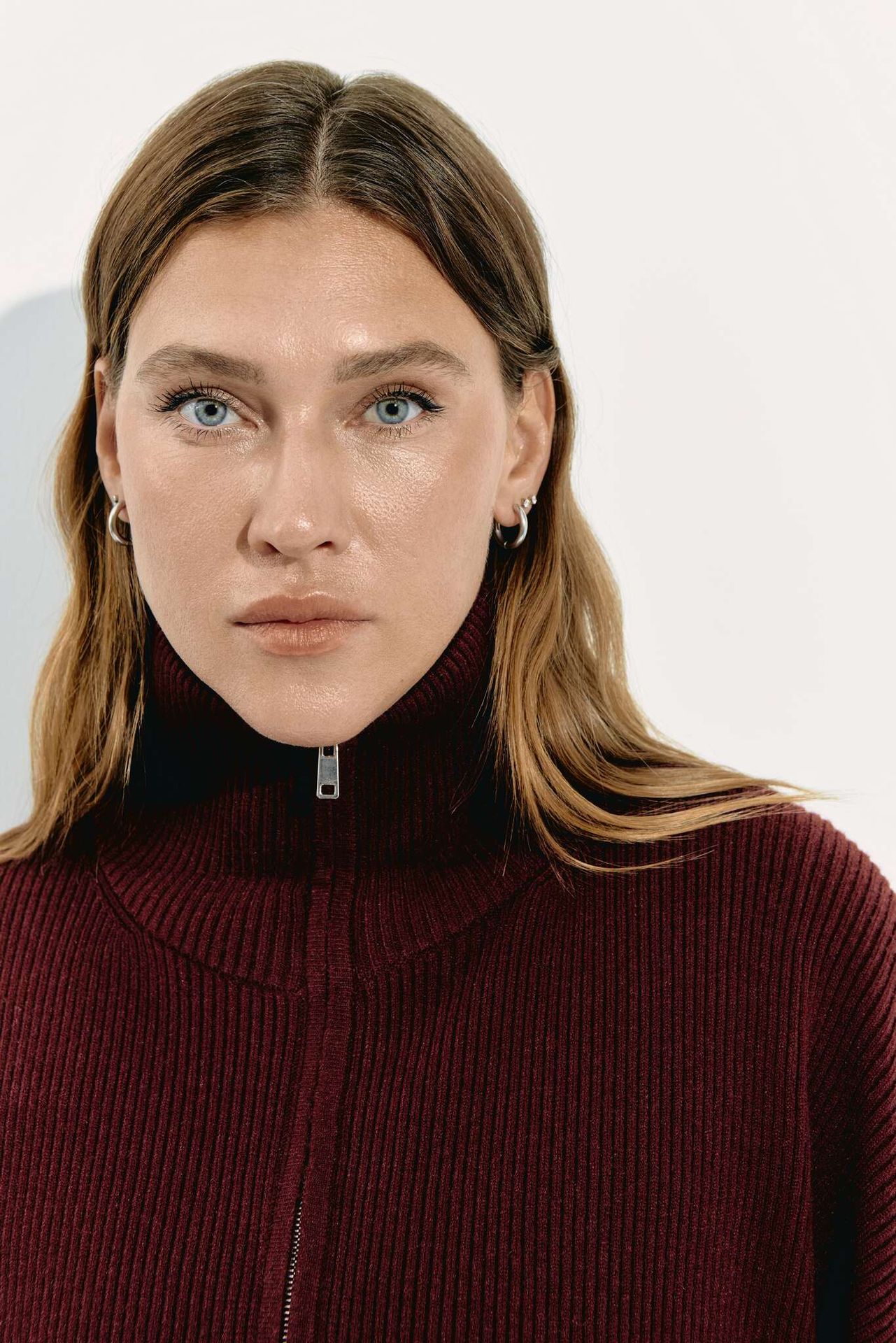 Джемпер с молнией