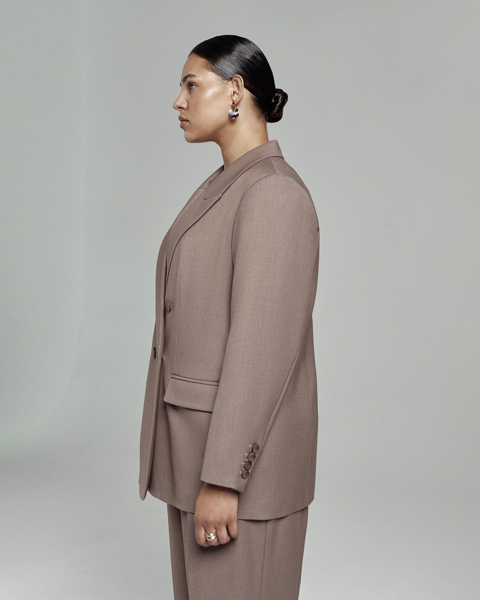 Жакет двубортный