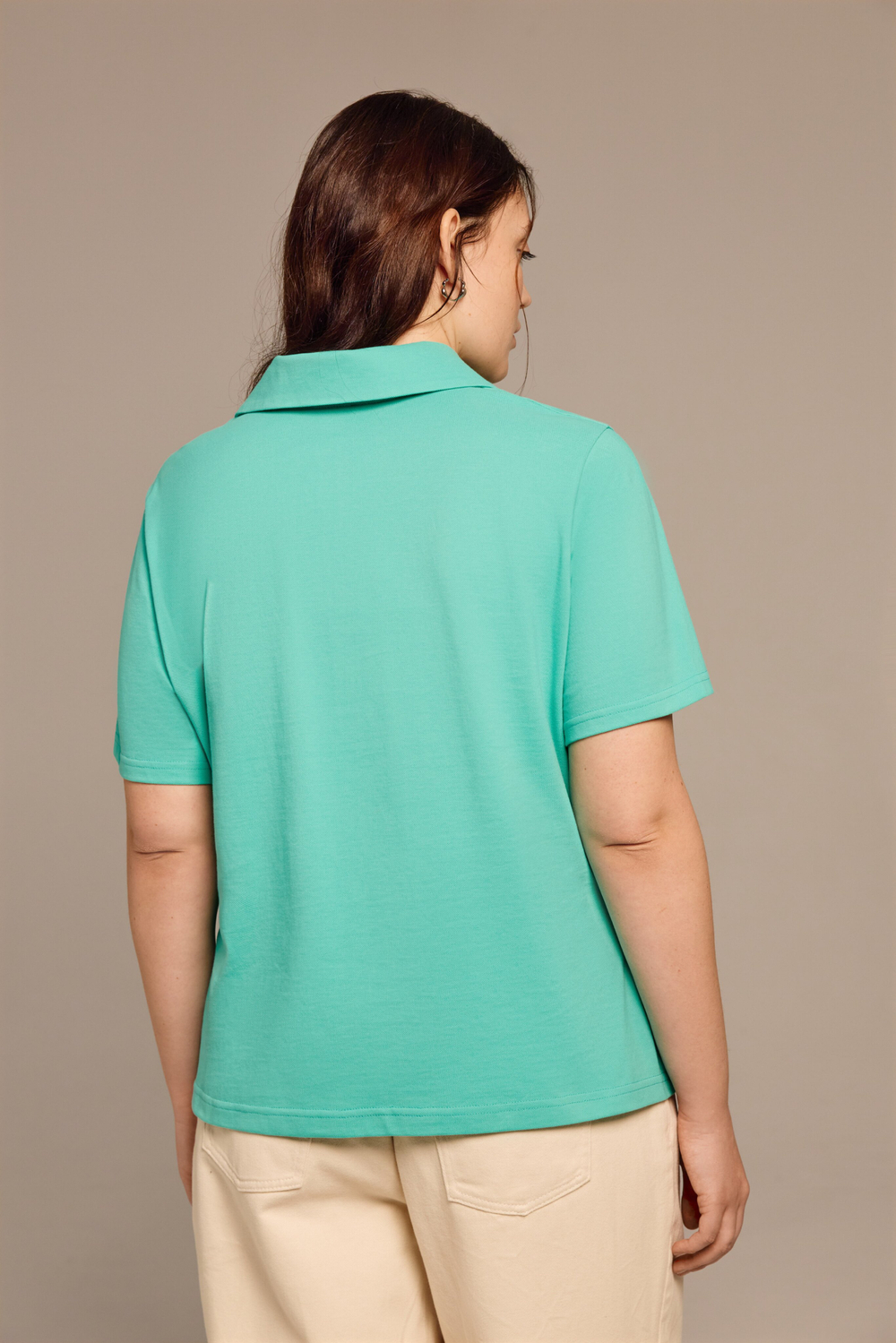 Поло с вышивкой