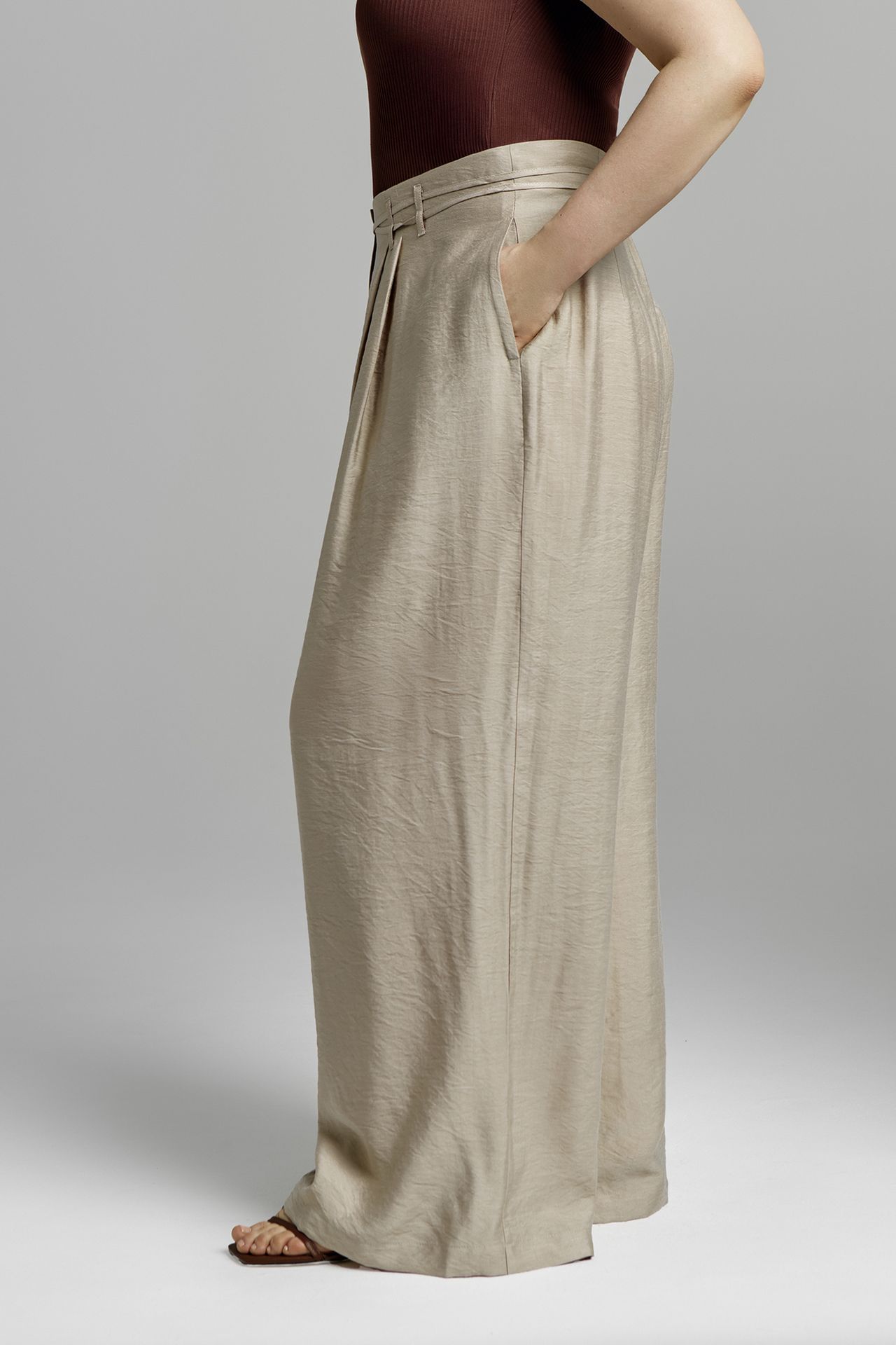 Брюки струящиеся