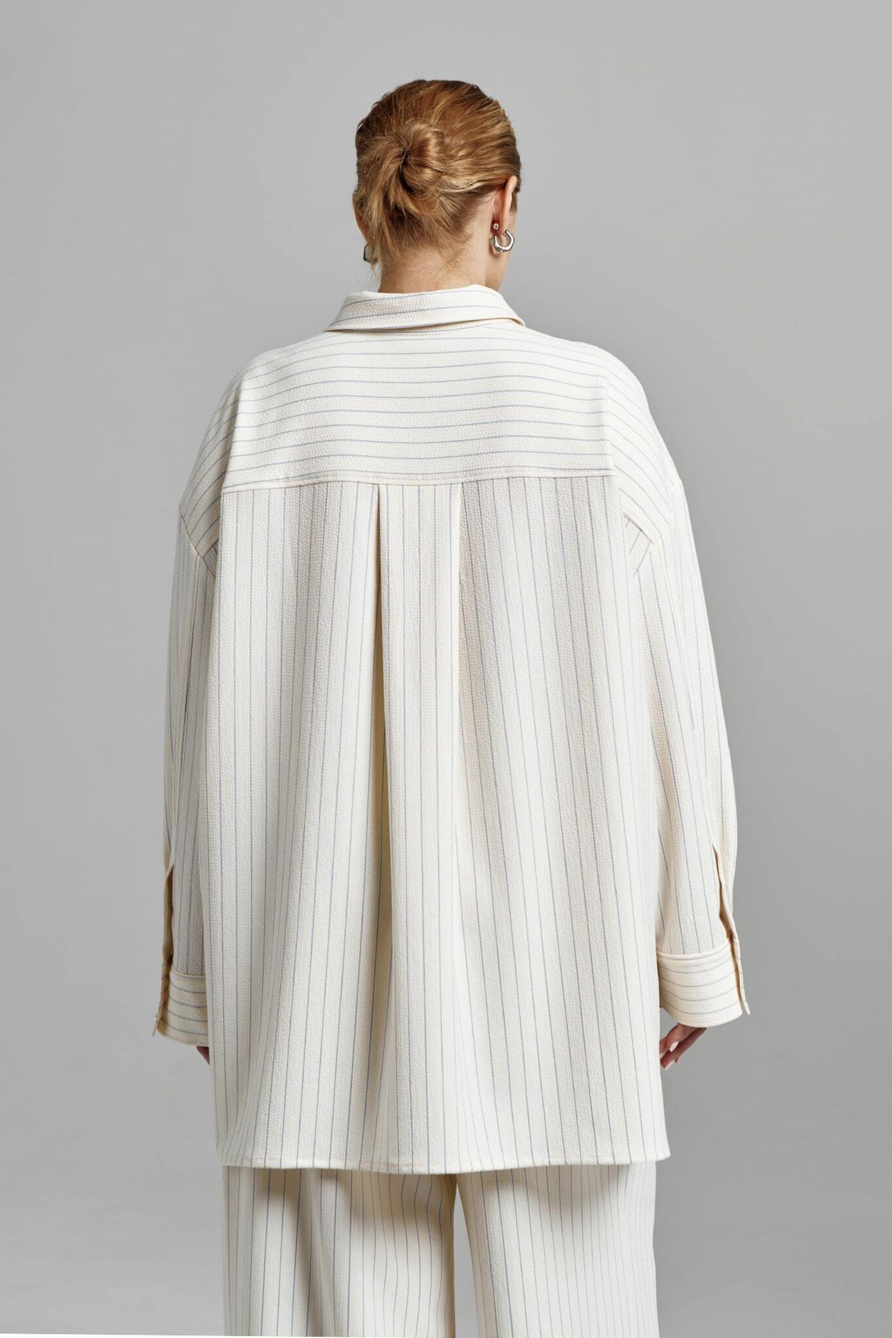 Рубашка с вышивкой