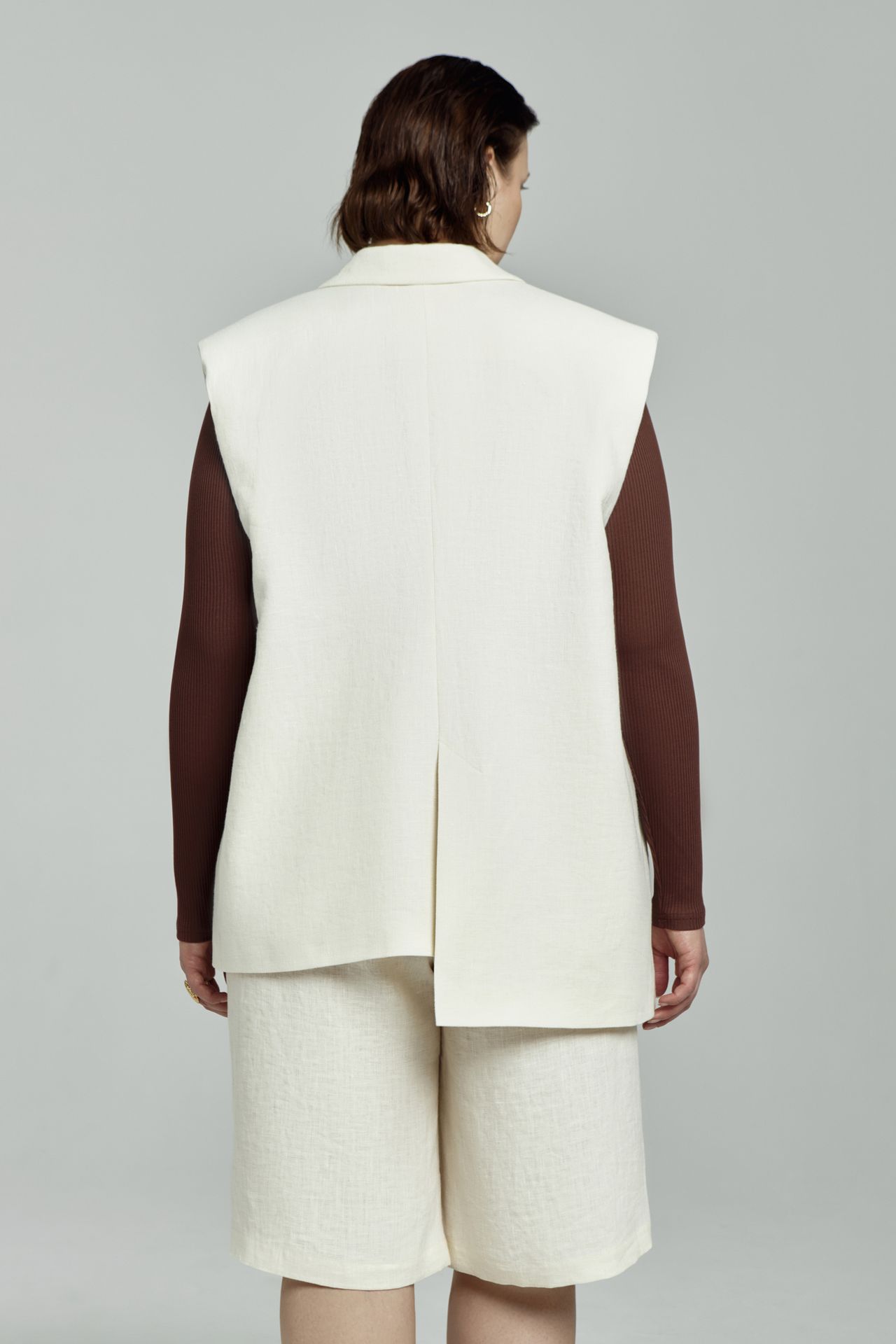 Жилет льняной