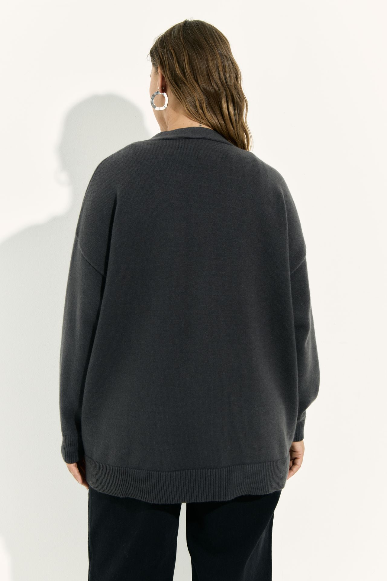 Кардиган с металлическими пуговицами