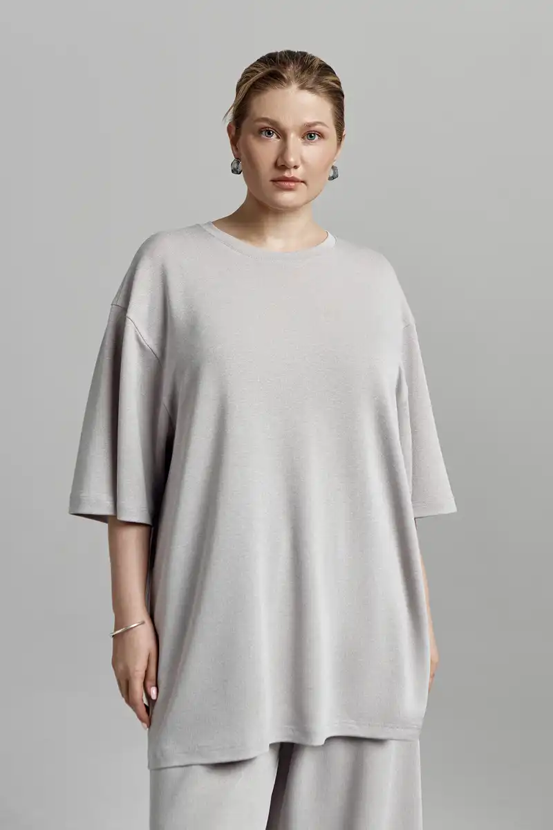 Футболка оверсайз струящаяся