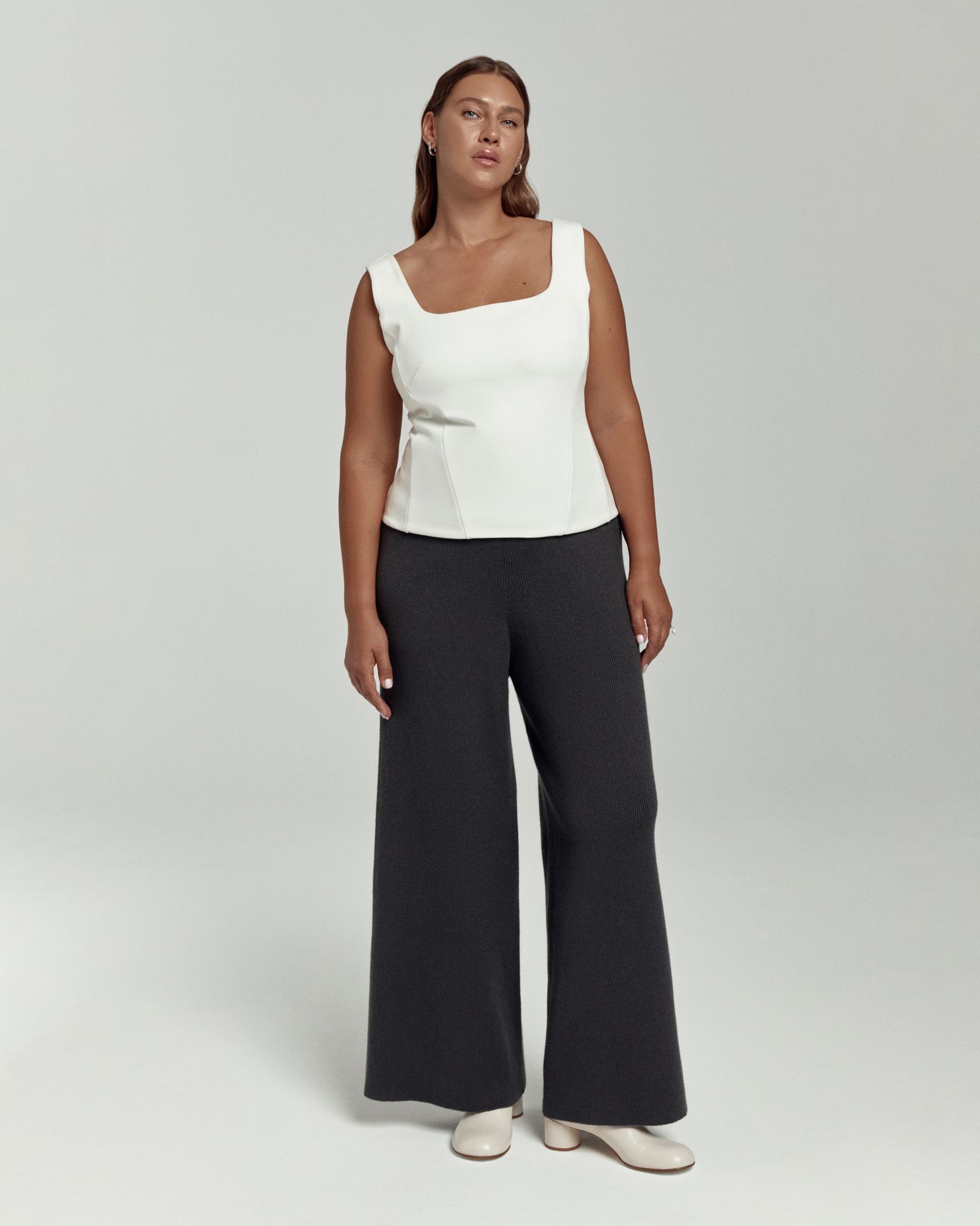 Брюки вязаные