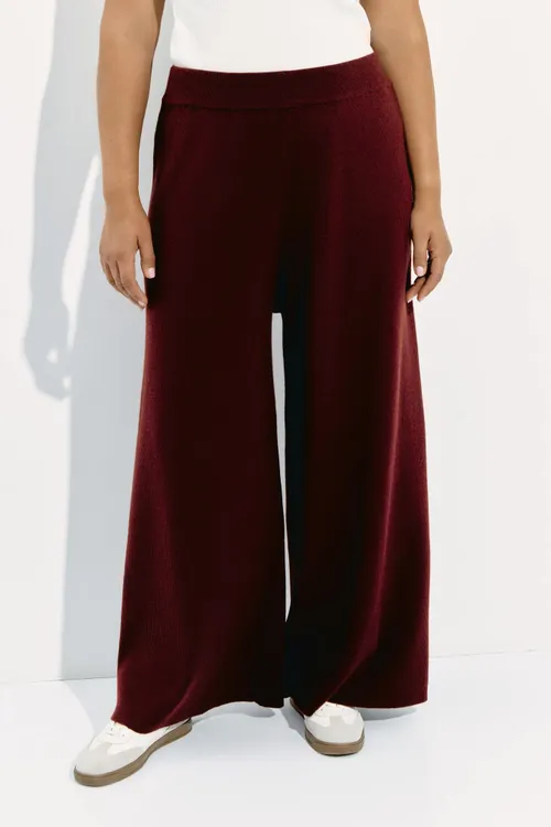 Брюки вязаные