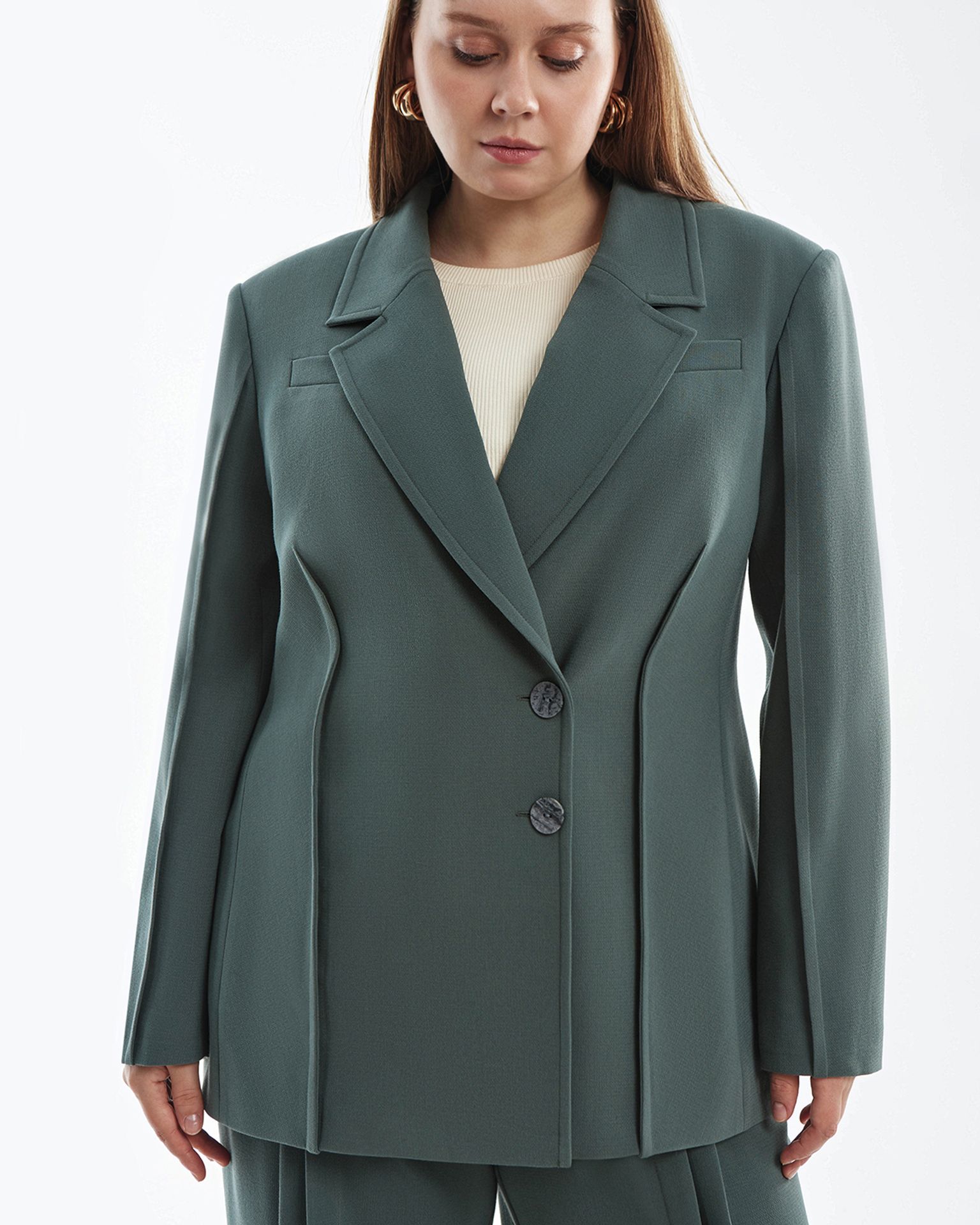 Жакет с защипами