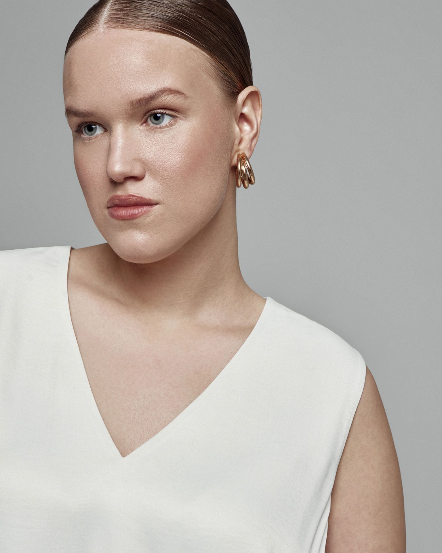 Топ струящийся NAVSEGDA