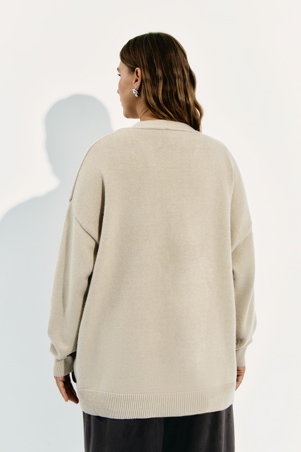 Кардиган с металлическими пуговицами