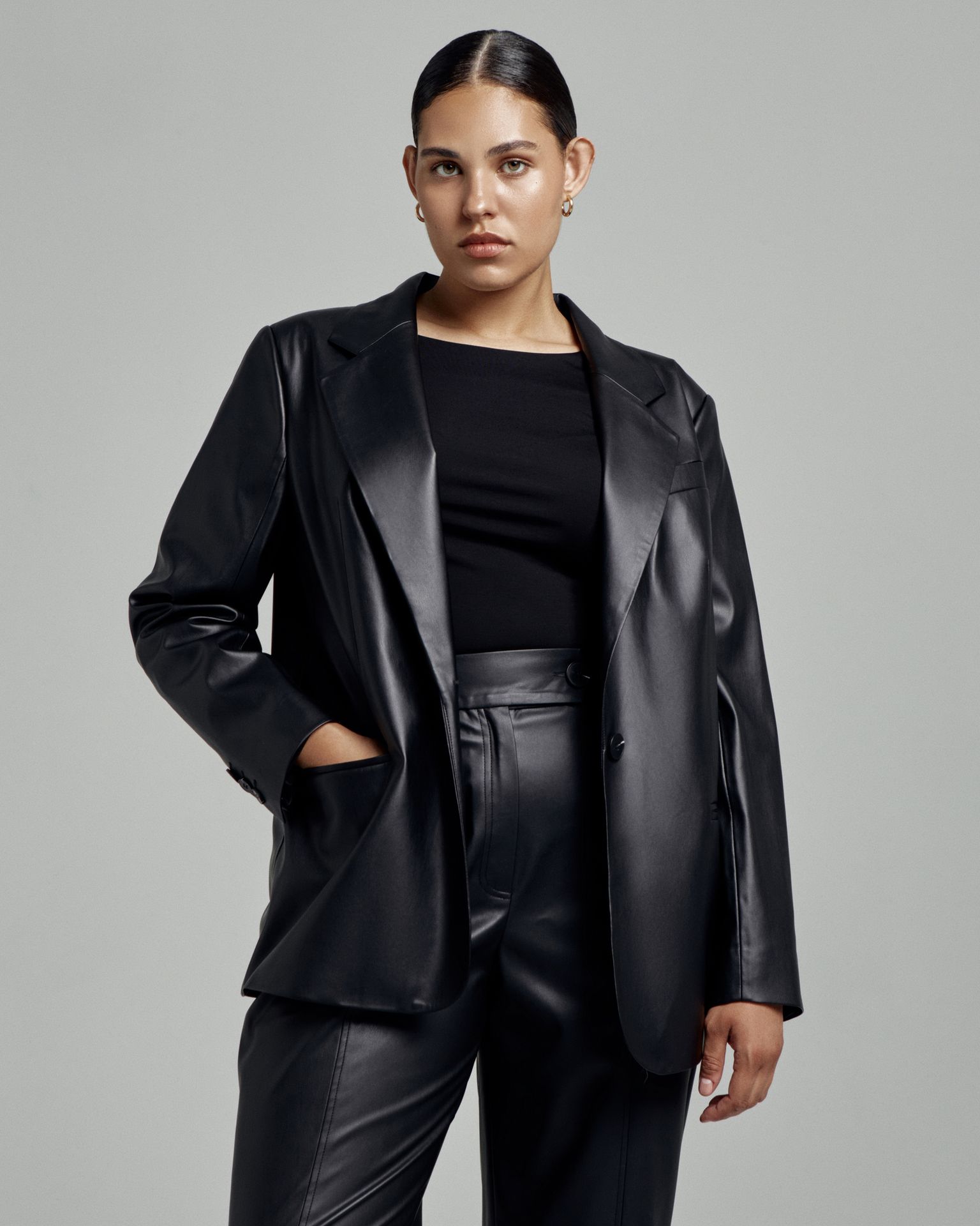 Жакет из экокожи