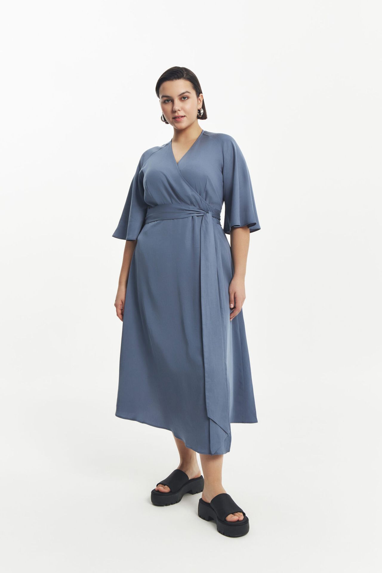 Платье на запах