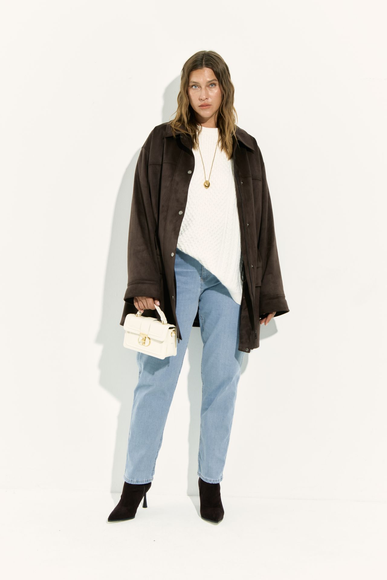 Куртка-ветровка